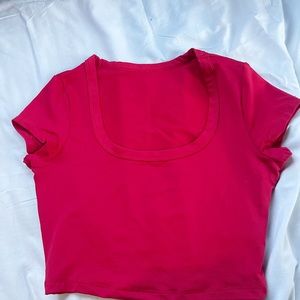 SHEIN Solid Scoop Neck Crop Tee / XS (2) / Red